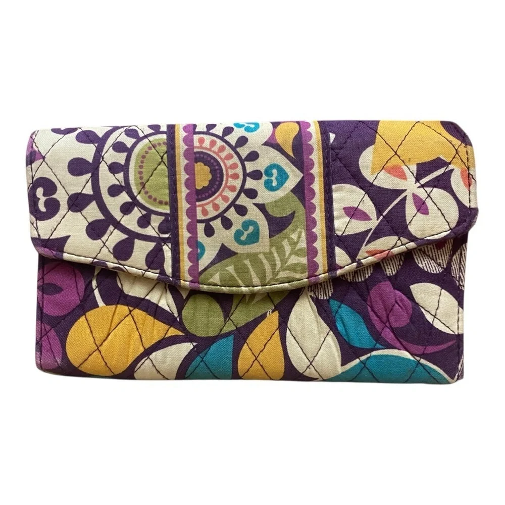 Vera Bradley Retired Plum Crazy Strapped Trifold Wallet NWOT Purple Quilted
